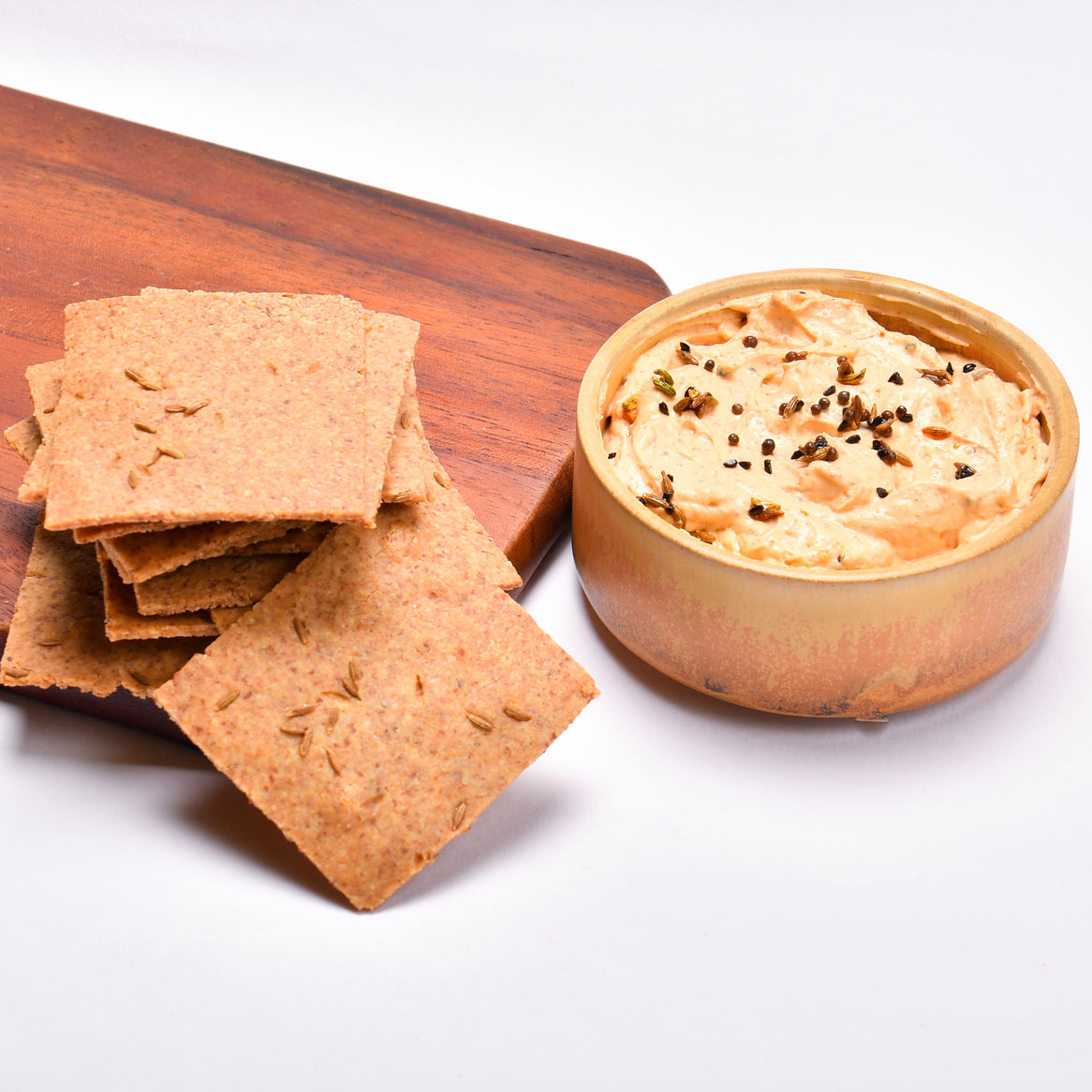 Jeera-Adrak Crackers (12 Pieces) & Achari Dip (150g)