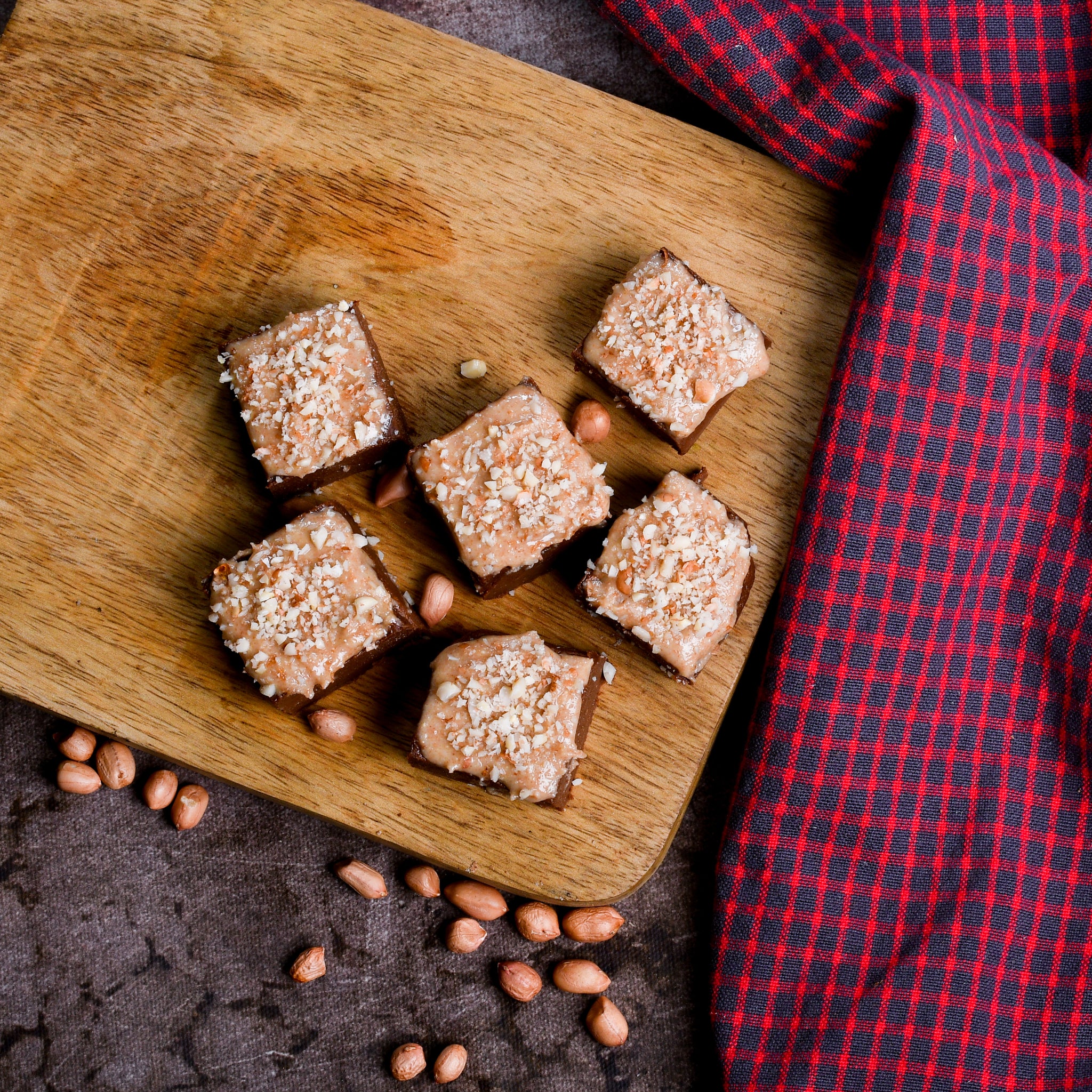 Peanut Butter and Chocolate Fudge (8 nos)